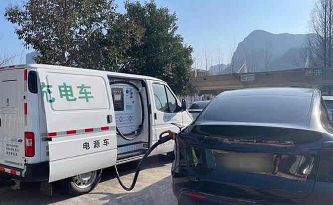 丹徒区汽车搭电